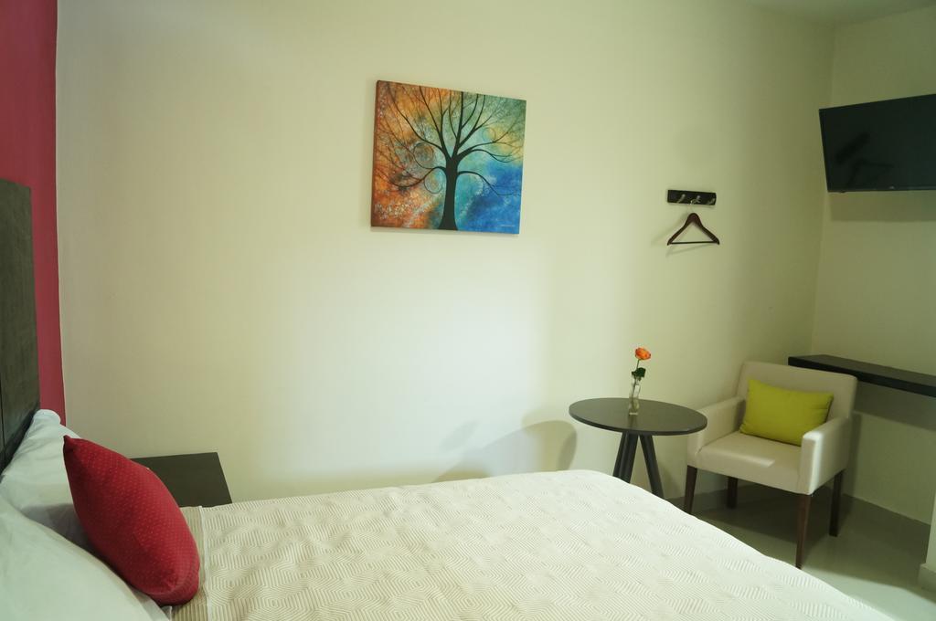 Hotel Casa Palomino Mérida Buitenkant foto