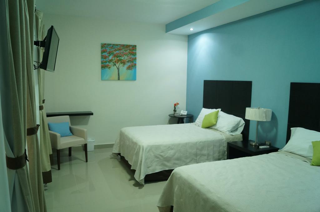 Hotel Casa Palomino Mérida Buitenkant foto