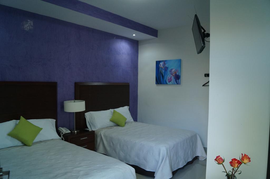 Hotel Casa Palomino Mérida Buitenkant foto